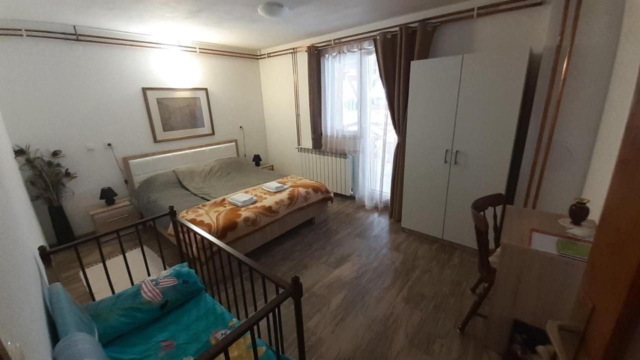 Appartamento Izvor Ogulin Esterno foto